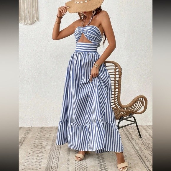 Boho cutout striped halter maxi dress - Picture 2 of 6